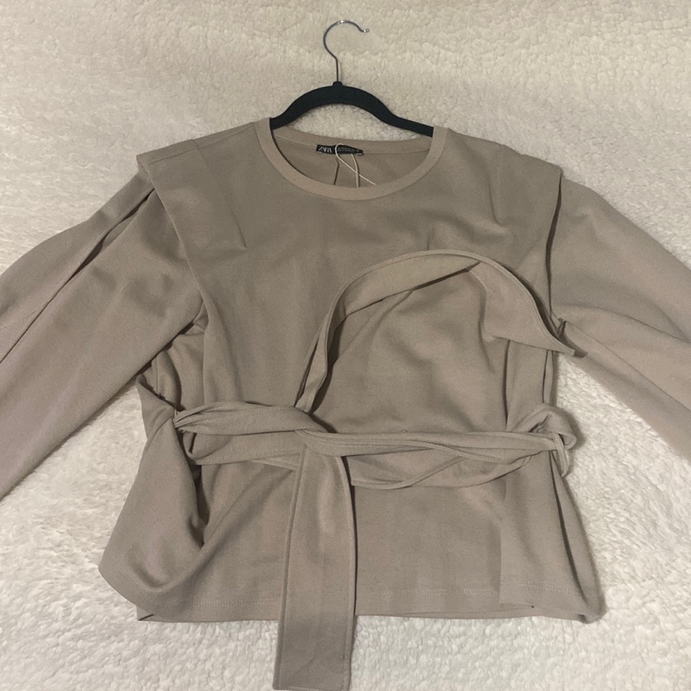 Zara splits arm blouse